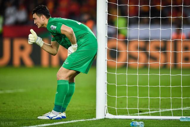 保罗19+9+8文班亚马空砍27+14 勇士力克马刺